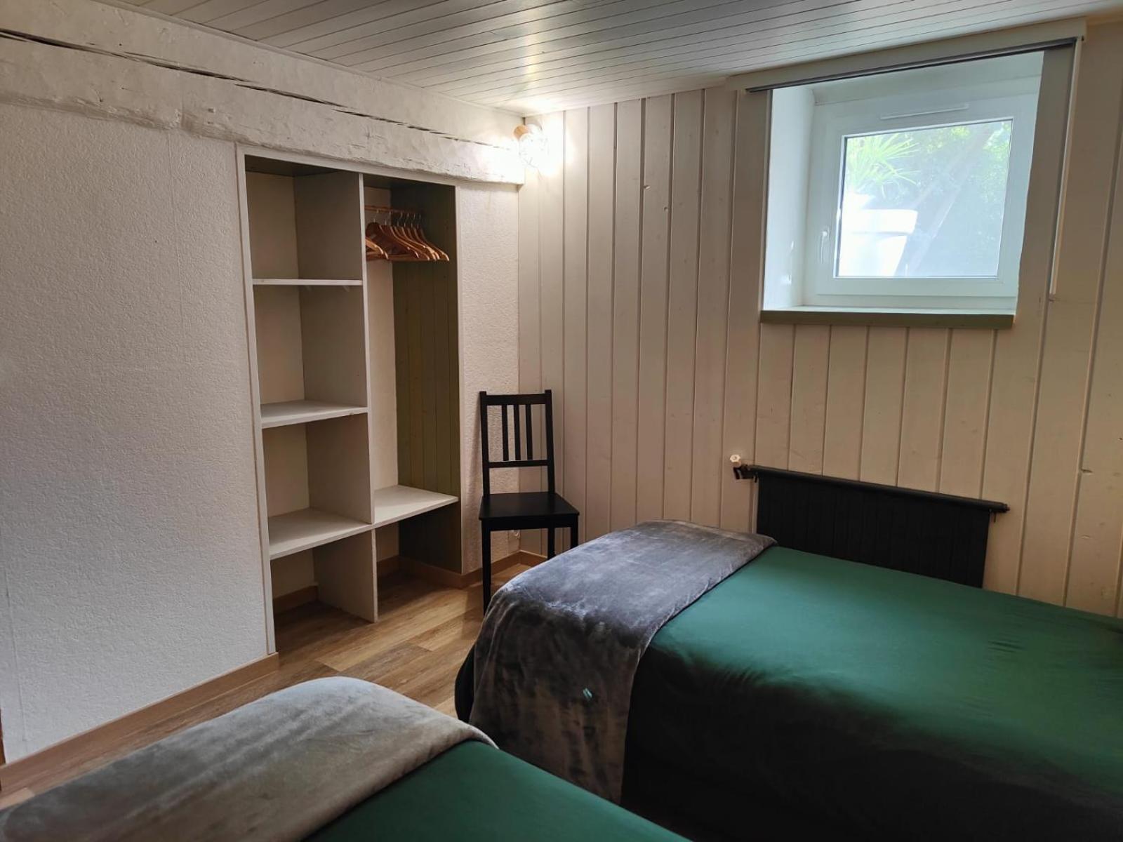 Garona Avec Billard Proche Pyrenees Vakantiehuis