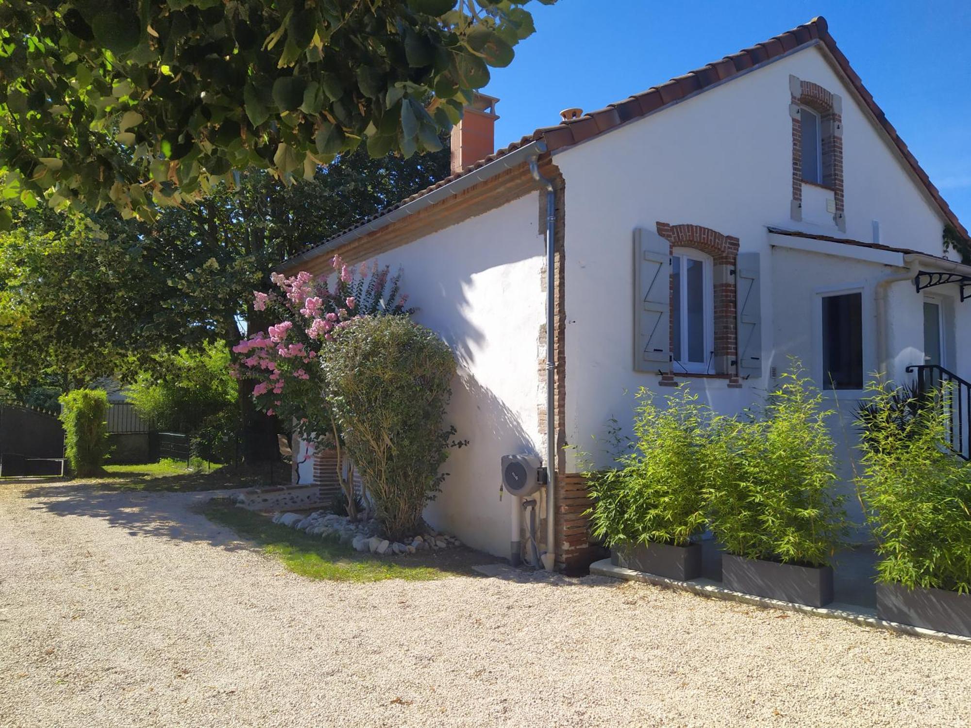 Garona Avec Billard Proche Pyrenees Vakantiehuis Cazeres